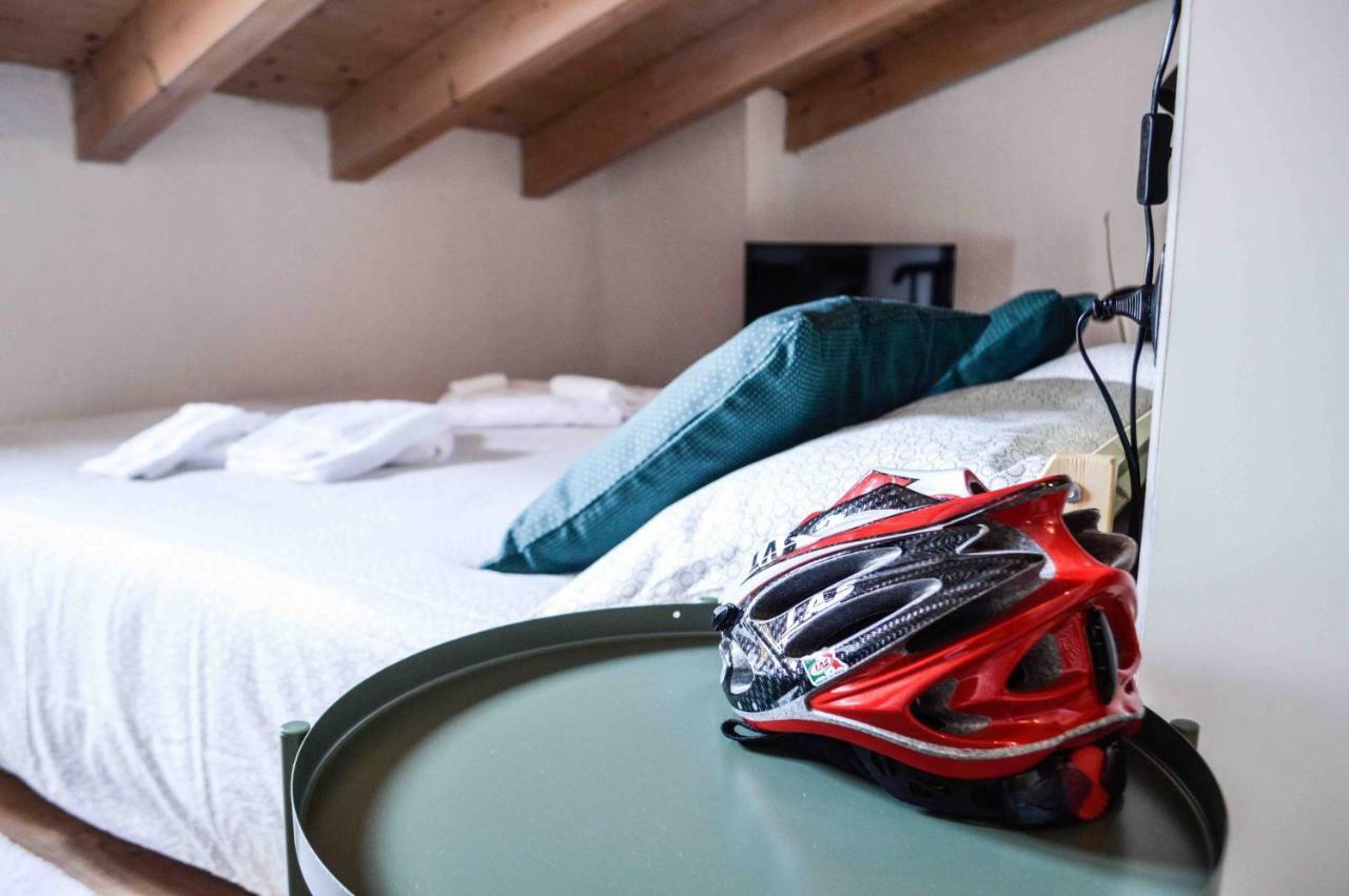 Ferienwohnung La Volta Del Garda Torbole Sul Garda Exterior foto